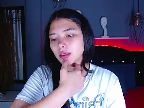 Snapshot of valery_sweetie chatting on 20, 11, 2025 valery sweetie online show from 20, 11, 2025