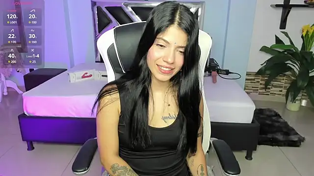 EroticAzir online show from 18, 11, 2025