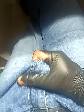 Snapshot of franko1987 chatting on 6, 1, 2025 franko1987 online show from 6, 1, 2025