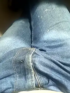 Snapshot of franko1987 chatting on 4, 3, 2025 franko1987 online show from 4, 3, 2025