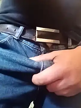 Snapshot of franko1987 chatting on 8, 3, 2025 franko1987 online show from 8, 3, 2025