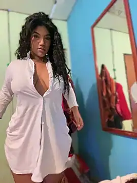 Snapshot of JennamartinyII chatting on 27, 1, 2025 JennamartinyII online show from 27, 1, 2025