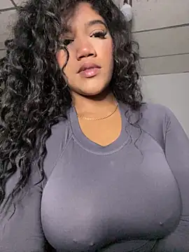 Snapshot of JennamartinyII chatting on 1, 12, 2025 JennamartinyII online show from 1, 12, 2025