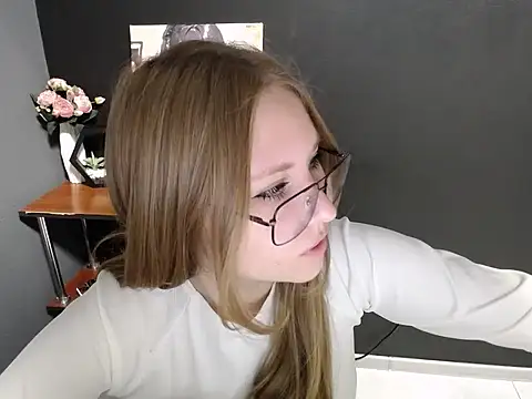 Snapshot of lady_minx chatting on 6, 10, 2025 lady minx online show from 6, 10, 2025