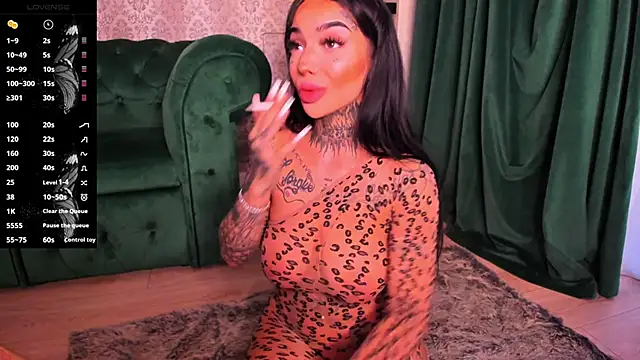 Snapshot of CreamyInkky_ chatting on 28, 1, 2025 CreamyInkky  online show from 28, 1, 2025
