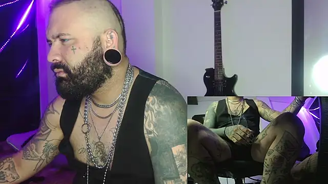 Snapshot of darkclothes chatting on 30, 12, 2024 darkclothes online show from 30, 12, 2024