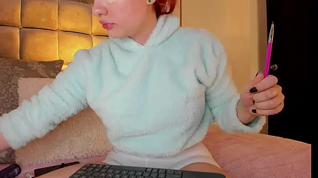 StacyRigel online show from 13, 2, 2025