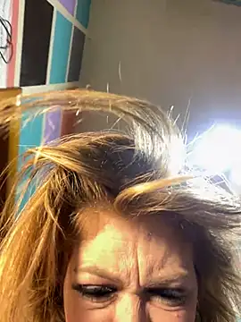 Blondebeauty6996 online show from 10, 12, 2024