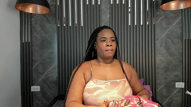 SaraiEvans online show from 10, 2, 2026