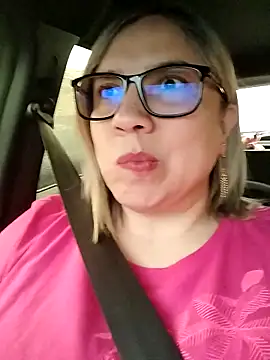 Snapshot of MissMaria chatting on 3, 10, 2025 MissMaria online show from 3, 10, 2025