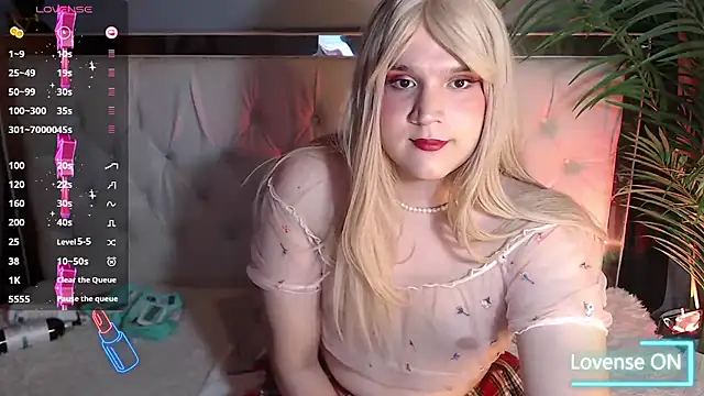 Aidan twink online show from 20, 9, 2025