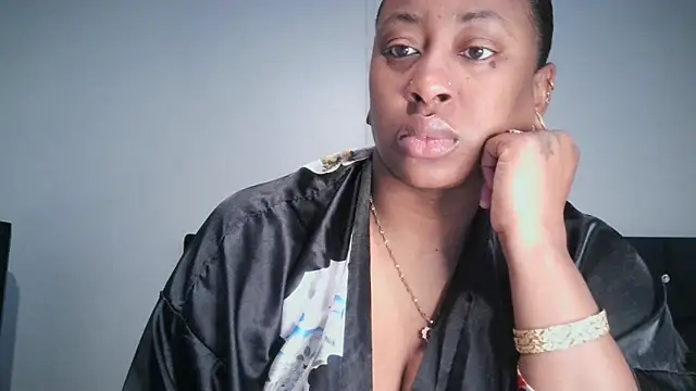 Snapshot of Nyxie_Chaos chatting on 21, 10, 2025 Nyxie Chaos online show from 21, 10, 2025