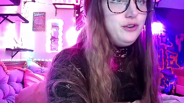 mirannacult online show from 1, 1, 2025