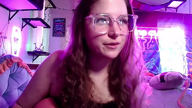 mirannacult online show from 1, 2, 2025