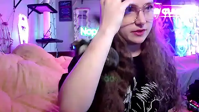 mirannacult online show from 5, 3, 2025