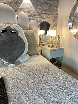  MadiLee  online show from 10, 3, 2026