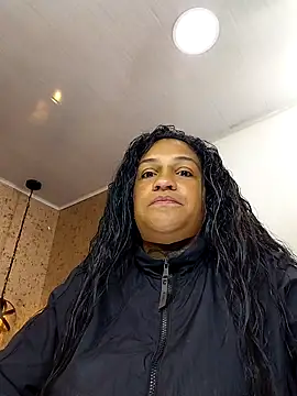 Michelle Brito1 online show from 18, 11, 2025