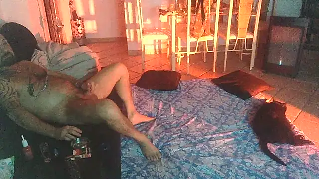 Snapshot of FJcouple chatting on 13, 12, 2024 FJcouple online show from 13, 12, 2024