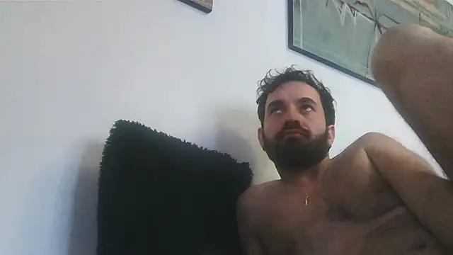 Snapshot of FJcouple chatting on 8, 1, 2025 FJcouple online show from 8, 1, 2025