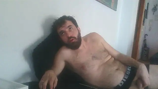 Snapshot of FJcouple chatting on 8, 1, 2025 FJcouple online show from 8, 1, 2025