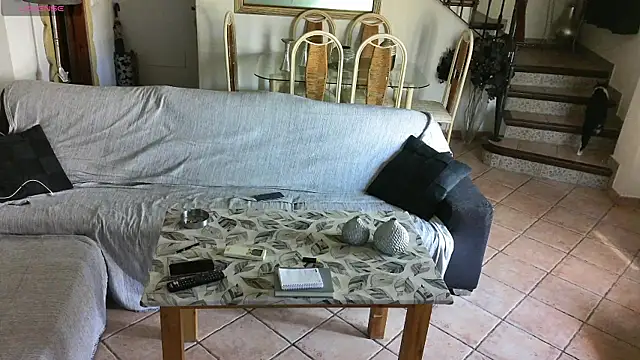 Snapshot of FJcouple chatting on 24, 2, 2025 FJcouple online show from 24, 2, 2025