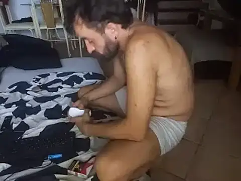 Snapshot of FJcouple chatting on 6, 10, 2025 FJcouple online show from 6, 10, 2025