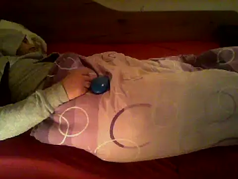 Snapshot of eblata04 chatting on 25, 12, 2024 eblata04 online show from 25, 12, 2024