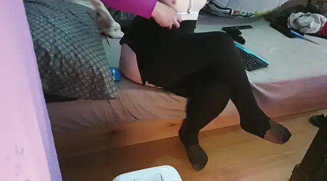 Snapshot of eblata04 chatting on 4, 3, 2025 eblata04 online show from 4, 3, 2025