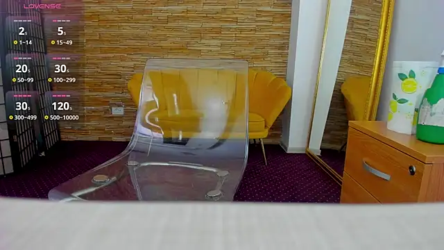 AishaRouhi online show from 11, 10, 2025