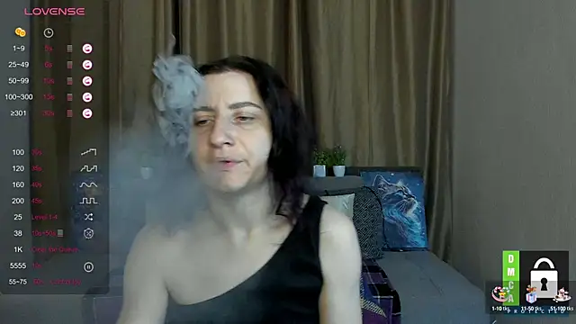 Snapshot of Muse_kitty_jenia chatting on 2, 10, 2025 Muse kitty jenia online show from 2, 10, 2025