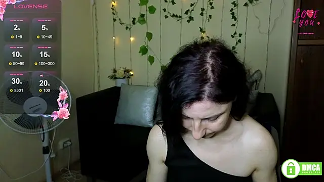 Snapshot of Muse_kitty_jenia chatting on 3, 10, 2025 Muse kitty jenia online show from 3, 10, 2025