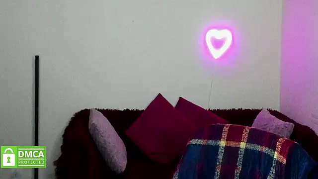 Snapshot of Muse_kitty_jenia chatting on 13, 10, 2025 Muse kitty jenia online show from 13, 10, 2025