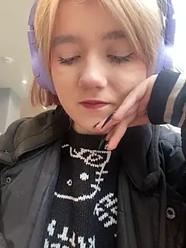 Baby  Naughty online show from 21, 1, 2025