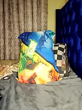 Queenshaz01 online show from 15, 2, 2025