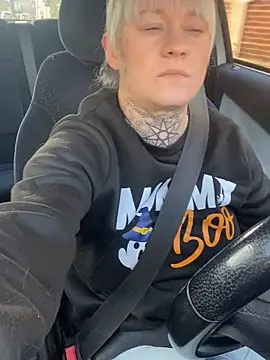 poussichienne online show from 18, 12, 2025