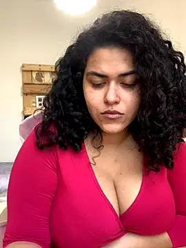 Curvydesifromgermany online show from 1, 12, 2025