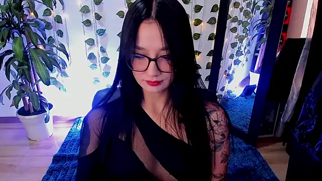 Snapshot of mariiana-diaz chatting on 21, 11, 2025 mariiana-diaz online show from 21, 11, 2025