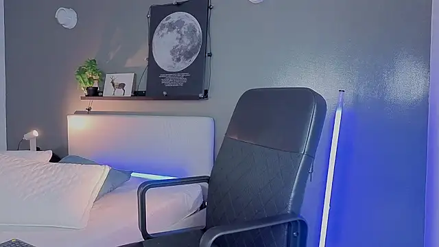 Snapshot of Ken-boy_ chatting on 11, 10, 2025 Ken-boy online show from 11, 10, 2025