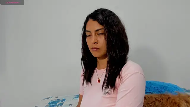 Snapshot of sofiaparker8 chatting on 23, 10, 2025 sofiaparker8 online show from 23, 10, 2025