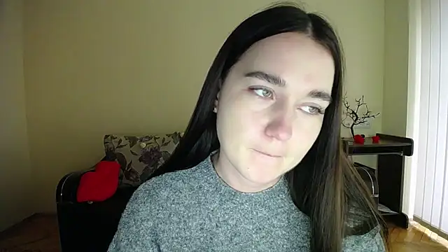 Snapshot of Pretty_shy chatting on 9, 10, 2025 Pretty shy online show from 9, 10, 2025