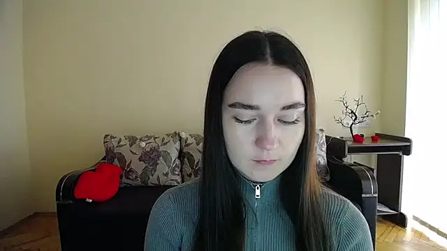 Snapshot of Pretty_shy chatting on 11, 10, 2025 Pretty shy online show from 11, 10, 2025