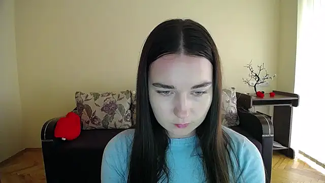 Snapshot of Pretty_shy chatting on 12, 10, 2025 Pretty shy online show from 12, 10, 2025