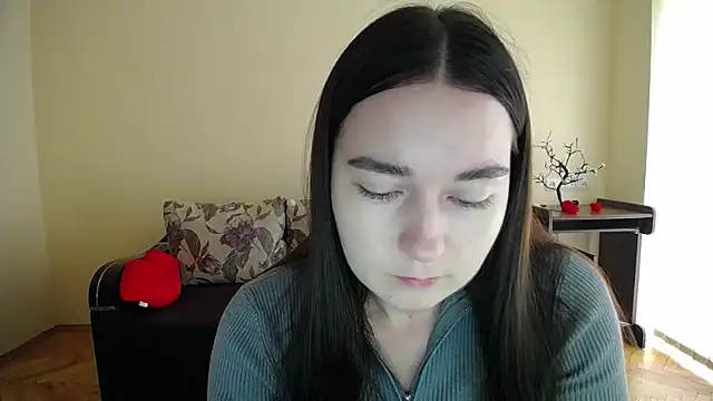 Snapshot of Pretty_shy chatting on 14, 10, 2025 Pretty shy online show from 14, 10, 2025