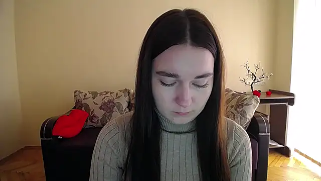 Snapshot of Pretty_shy chatting on 21, 10, 2025 Pretty shy online show from 21, 10, 2025