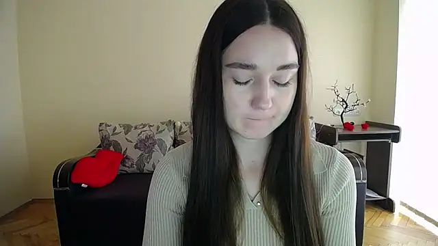 Snapshot of Pretty_shy chatting on 24, 10, 2025 Pretty shy online show from 24, 10, 2025