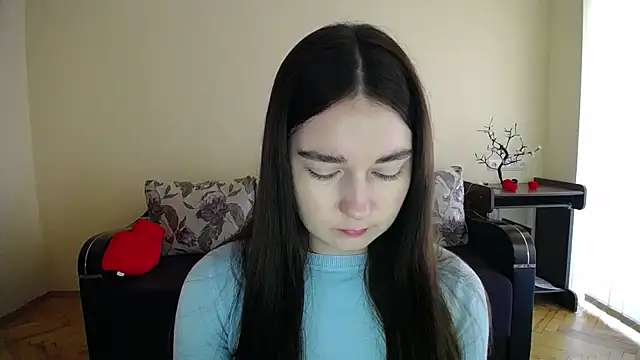 Snapshot of Pretty_shy chatting on 27, 10, 2025 Pretty shy online show from 27, 10, 2025