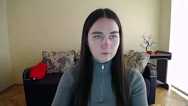 Snapshot of Pretty_shy chatting on 28, 10, 2025 Pretty shy online show from 28, 10, 2025