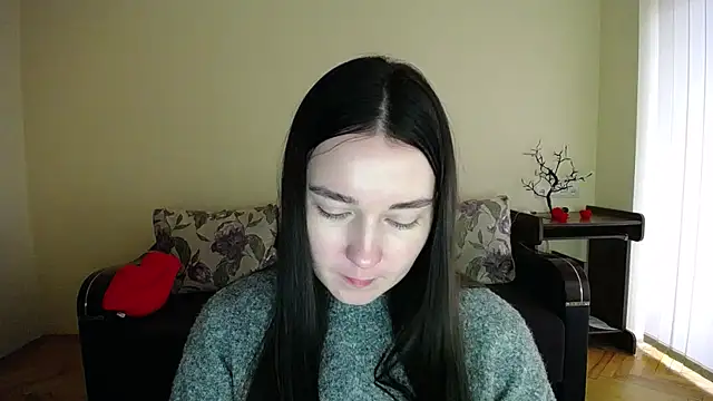 Snapshot of Pretty_shy chatting on 8, 11, 2025 Pretty shy online show from 8, 11, 2025