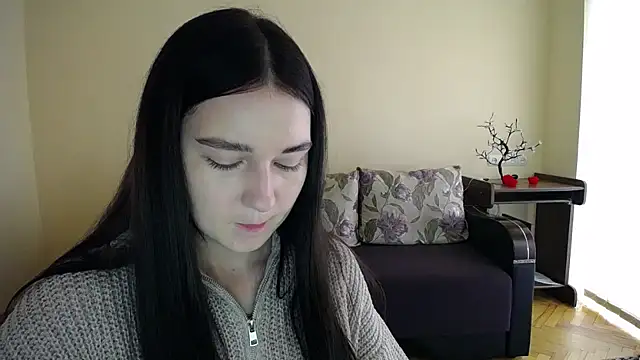 Snapshot of Pretty_shy chatting on 19, 11, 2025 Pretty shy online show from 19, 11, 2025