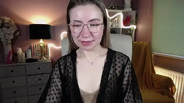 Mia Tasty online show from 2, 2, 2025